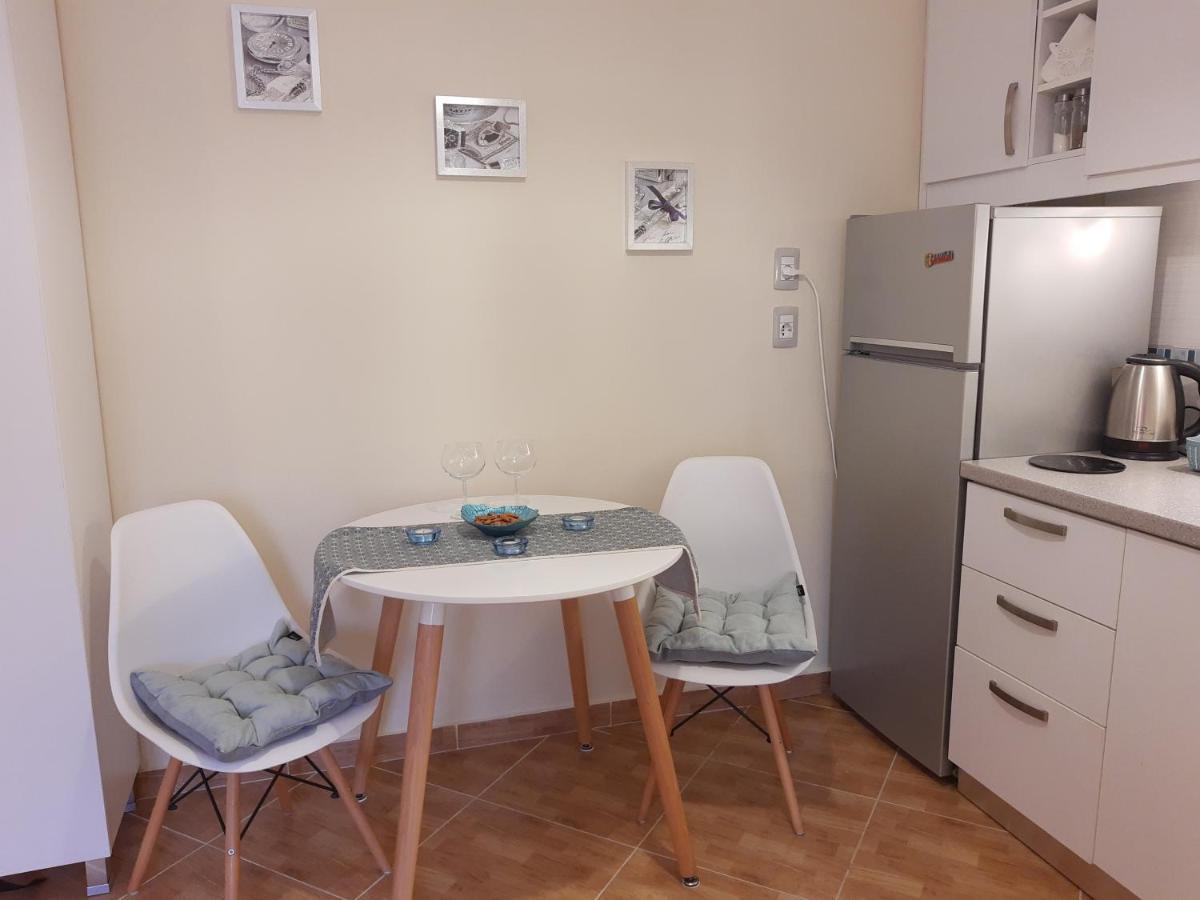 Elen Apartment - Adults Only Орікум Екстер'єр фото