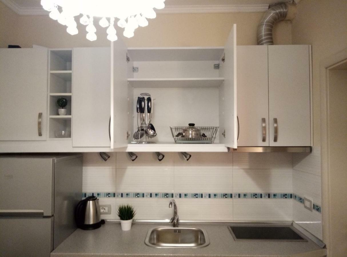 Elen Apartment - Adults Only Орікум Екстер'єр фото